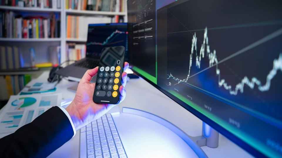 BBA in Financial Services & Stock Market